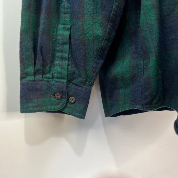 L.L. Bean Flannel Plaid Shirt Blackwatch Tartan Cotton Button Down Preppy - Picture 4 of 6